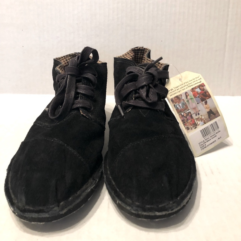 NWT TOMS Desert Botas